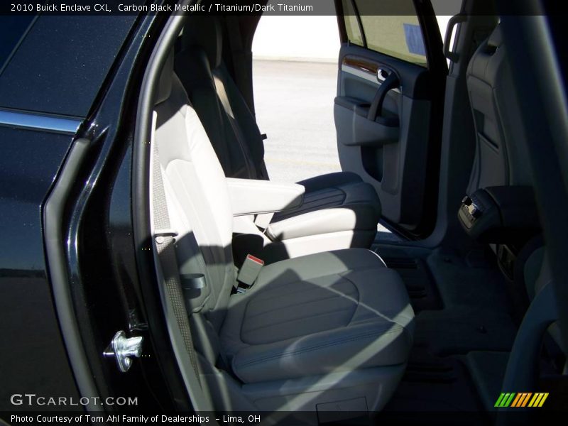 Carbon Black Metallic / Titanium/Dark Titanium 2010 Buick Enclave CXL