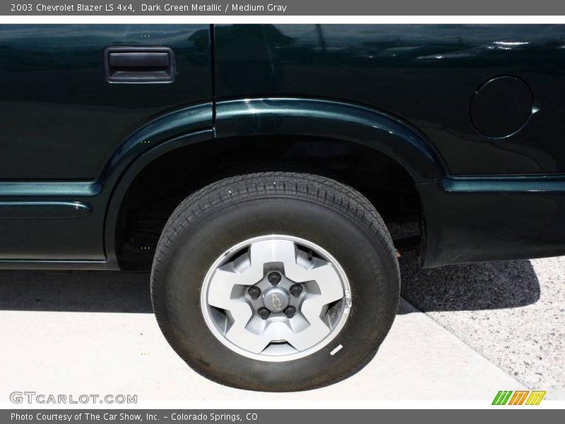 Dark Green Metallic / Medium Gray 2003 Chevrolet Blazer LS 4x4