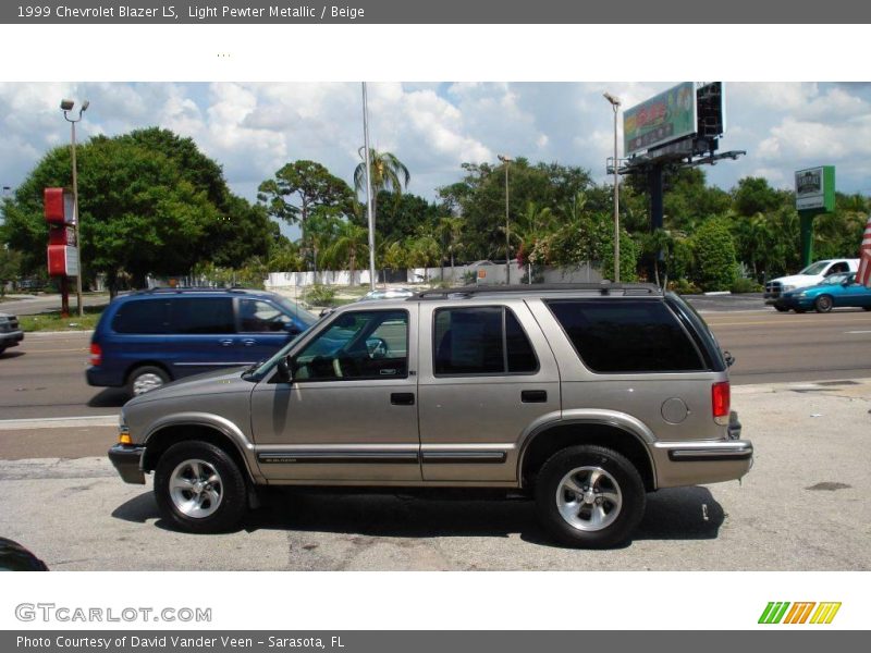 Light Pewter Metallic / Beige 1999 Chevrolet Blazer LS