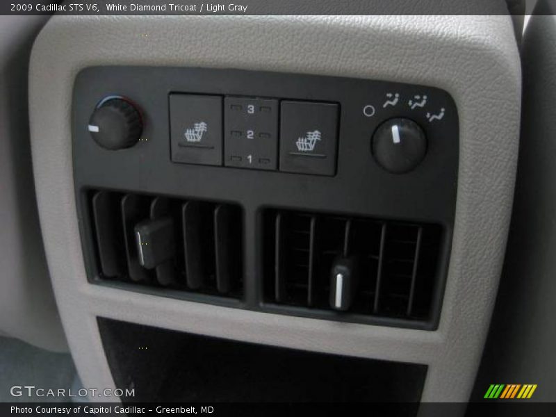 White Diamond Tricoat / Light Gray 2009 Cadillac STS V6