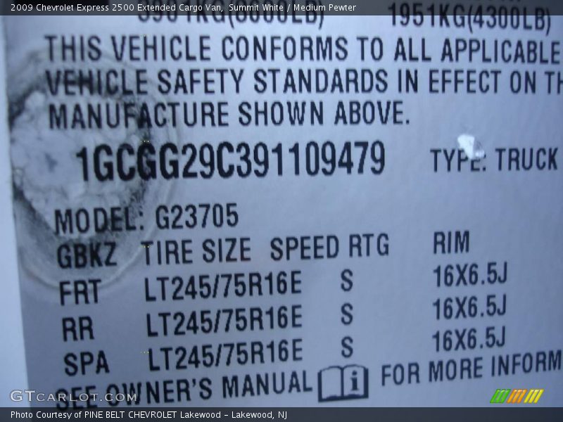 Summit White / Medium Pewter 2009 Chevrolet Express 2500 Extended Cargo Van