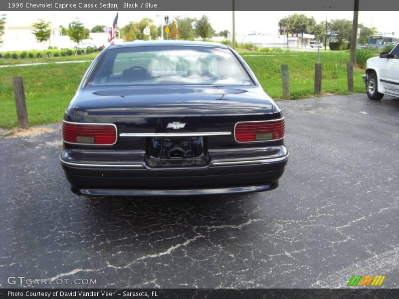 Black / Blue 1996 Chevrolet Caprice Classic Sedan