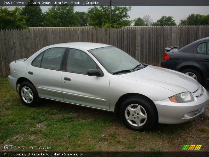 Ultra Silver Metallic / Graphite 2004 Chevrolet Cavalier Sedan