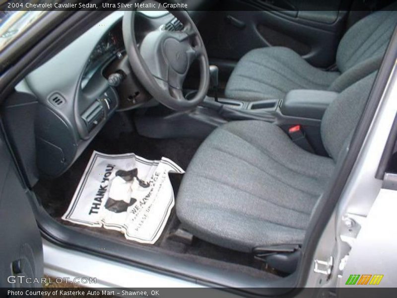 Ultra Silver Metallic / Graphite 2004 Chevrolet Cavalier Sedan