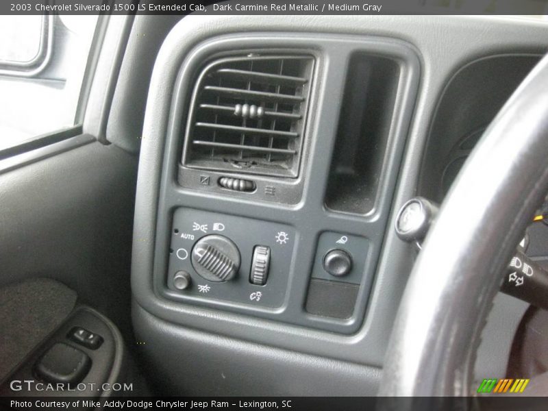 Dark Carmine Red Metallic / Medium Gray 2003 Chevrolet Silverado 1500 LS Extended Cab