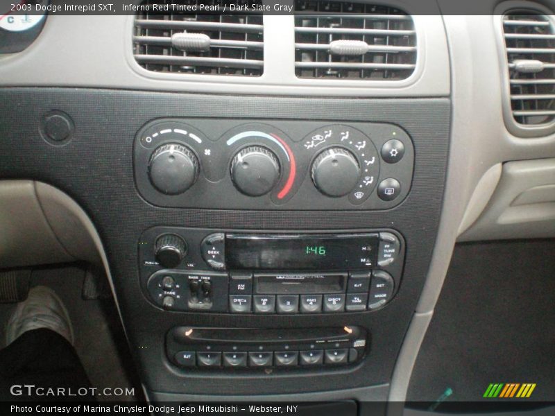 Inferno Red Tinted Pearl / Dark Slate Gray 2003 Dodge Intrepid SXT