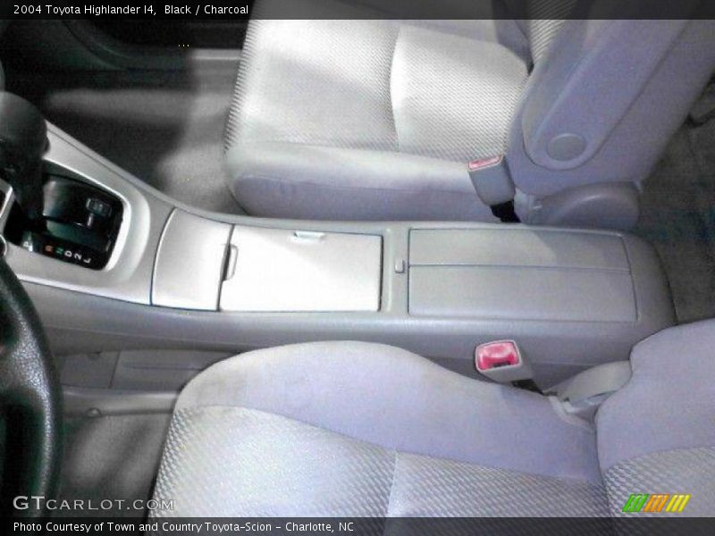 Black / Charcoal 2004 Toyota Highlander I4