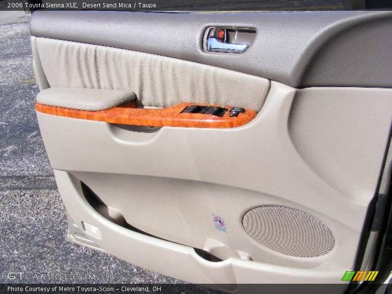 Desert Sand Mica / Taupe 2006 Toyota Sienna XLE