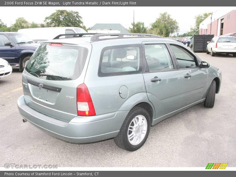 Light Tundra Metallic / Dark Flint/Light Flint 2006 Ford Focus ZXW SE Wagon
