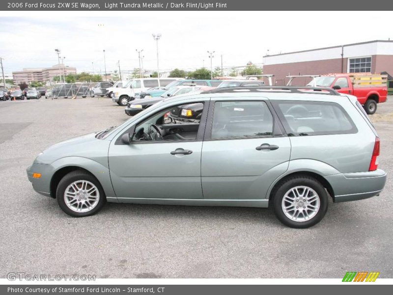 Light Tundra Metallic / Dark Flint/Light Flint 2006 Ford Focus ZXW SE Wagon
