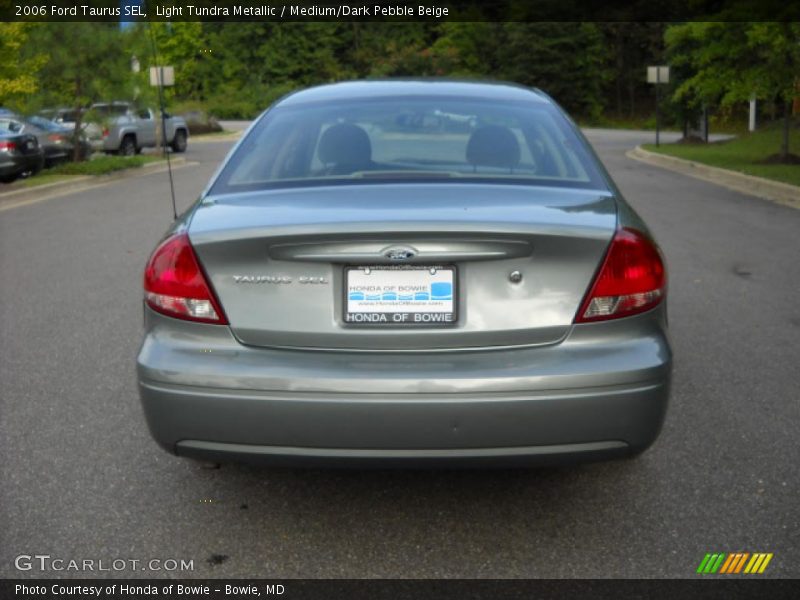 Light Tundra Metallic / Medium/Dark Pebble Beige 2006 Ford Taurus SEL