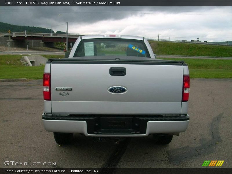 Silver Metallic / Medium Flint 2006 Ford F150 STX Regular Cab 4x4