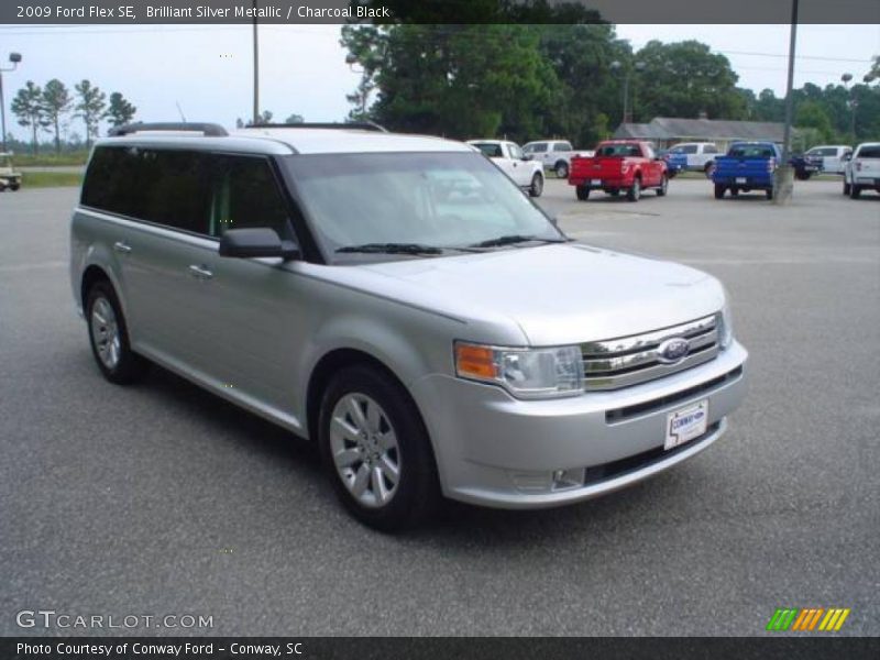 Brilliant Silver Metallic / Charcoal Black 2009 Ford Flex SE