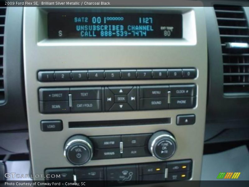Brilliant Silver Metallic / Charcoal Black 2009 Ford Flex SE