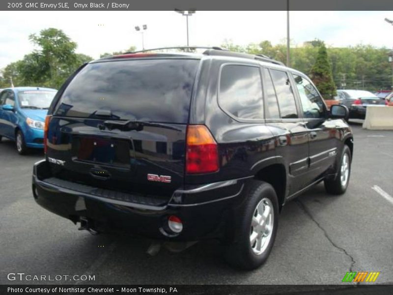 Onyx Black / Ebony 2005 GMC Envoy SLE
