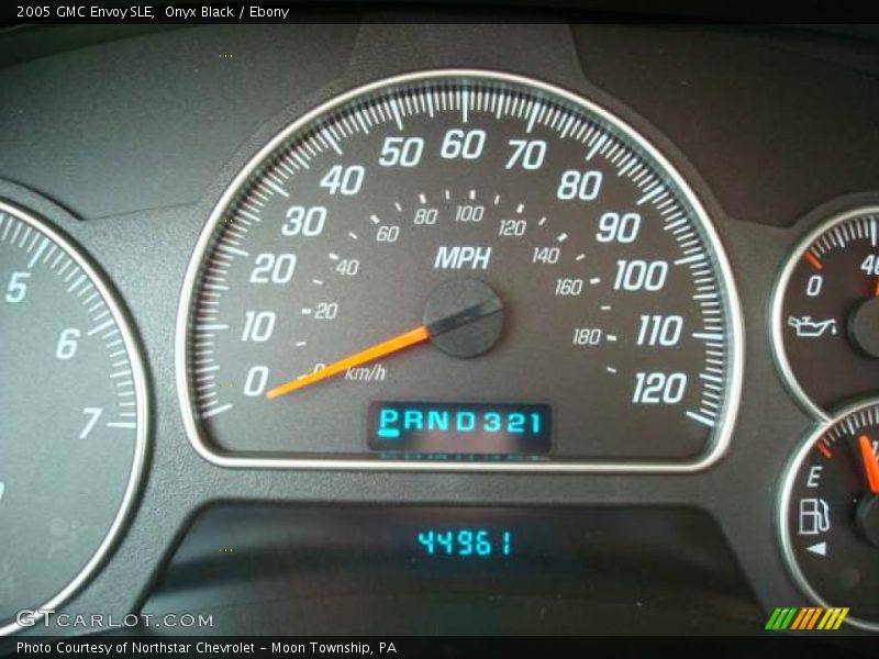 Onyx Black / Ebony 2005 GMC Envoy SLE