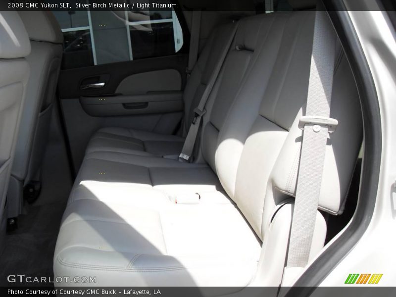 Silver Birch Metallic / Light Titanium 2008 GMC Yukon SLT