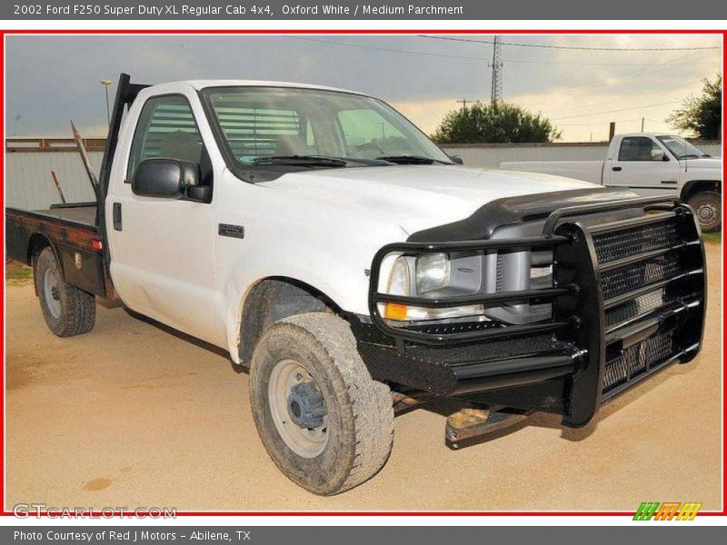 Oxford White / Medium Parchment 2002 Ford F250 Super Duty XL Regular Cab 4x4