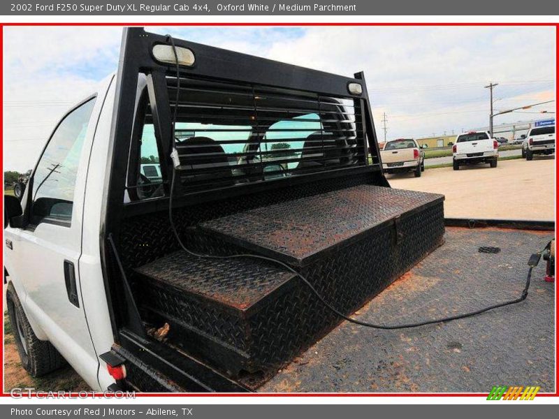 Oxford White / Medium Parchment 2002 Ford F250 Super Duty XL Regular Cab 4x4