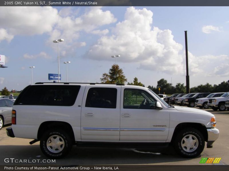 Summit White / Neutral/Shale 2005 GMC Yukon XL SLT