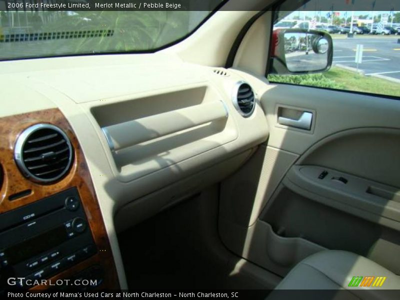 Merlot Metallic / Pebble Beige 2006 Ford Freestyle Limited