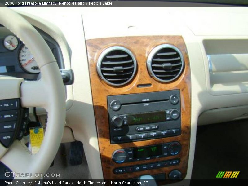 Merlot Metallic / Pebble Beige 2006 Ford Freestyle Limited