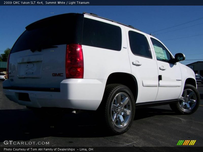 Summit White / Light Titanium 2009 GMC Yukon SLT 4x4