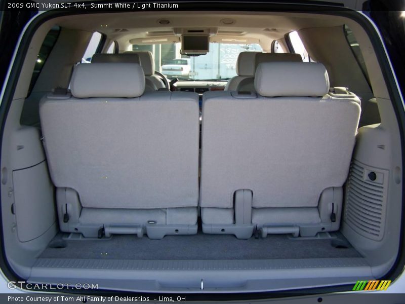 Summit White / Light Titanium 2009 GMC Yukon SLT 4x4