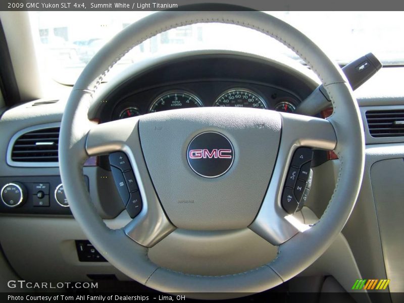 Summit White / Light Titanium 2009 GMC Yukon SLT 4x4