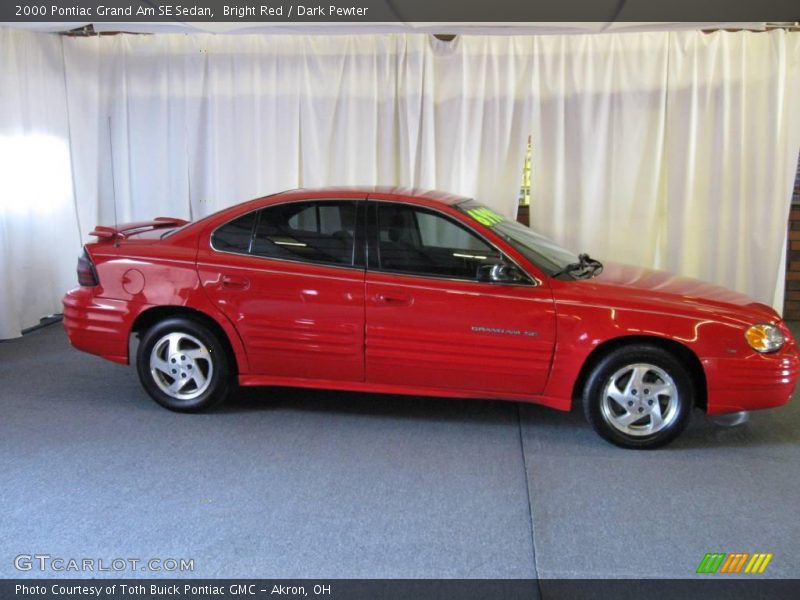 Bright Red / Dark Pewter 2000 Pontiac Grand Am SE Sedan