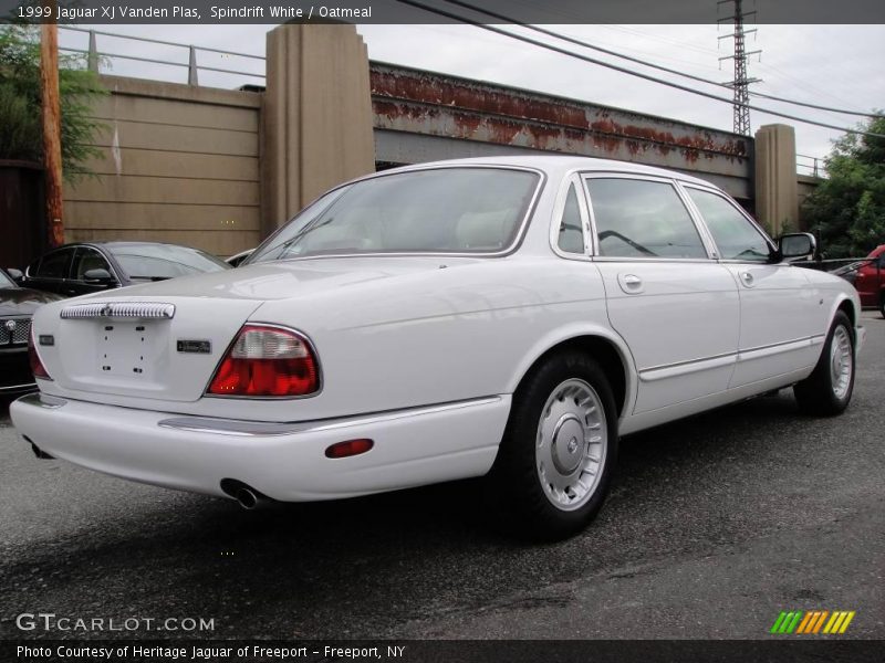 Spindrift White / Oatmeal 1999 Jaguar XJ Vanden Plas