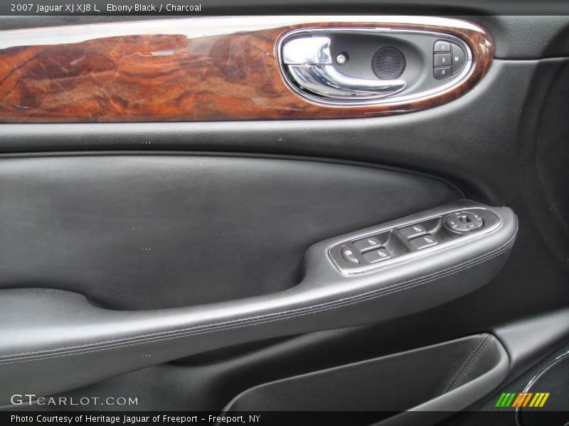 Ebony Black / Charcoal 2007 Jaguar XJ XJ8 L