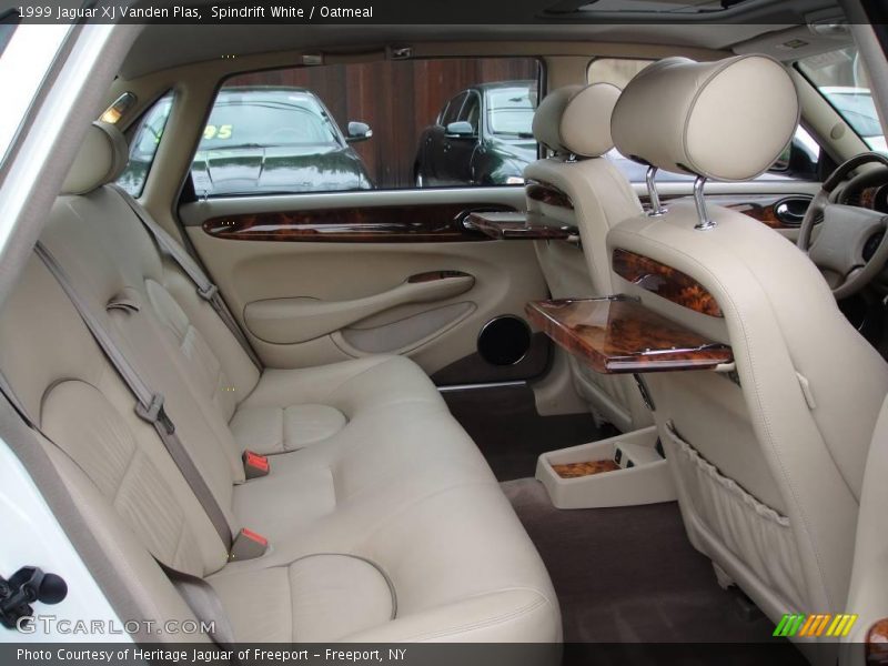 Spindrift White / Oatmeal 1999 Jaguar XJ Vanden Plas