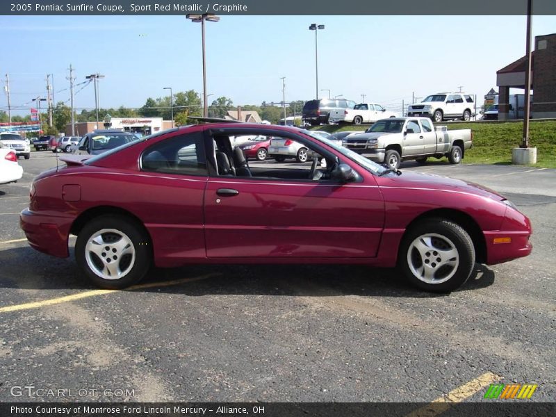 Sport Red Metallic / Graphite 2005 Pontiac Sunfire Coupe