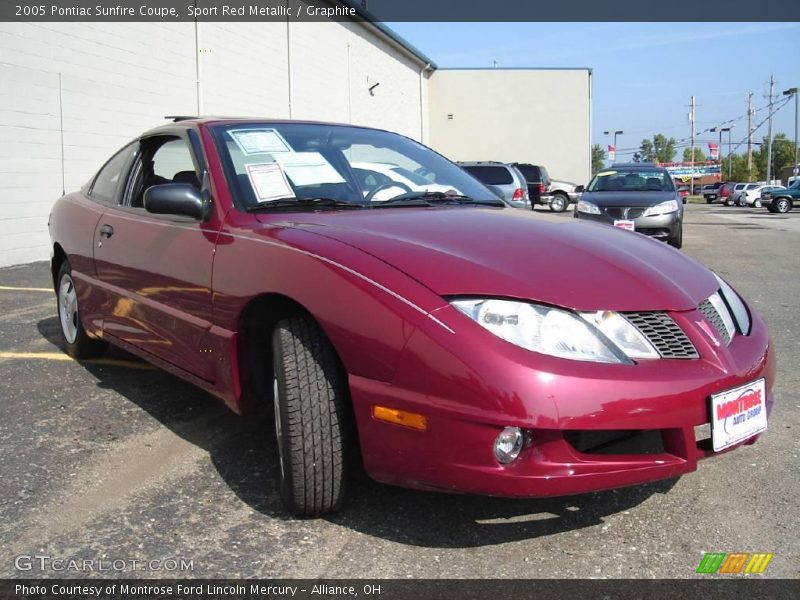 Sport Red Metallic / Graphite 2005 Pontiac Sunfire Coupe