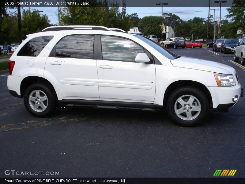 Bright White / Sand 2009 Pontiac Torrent AWD