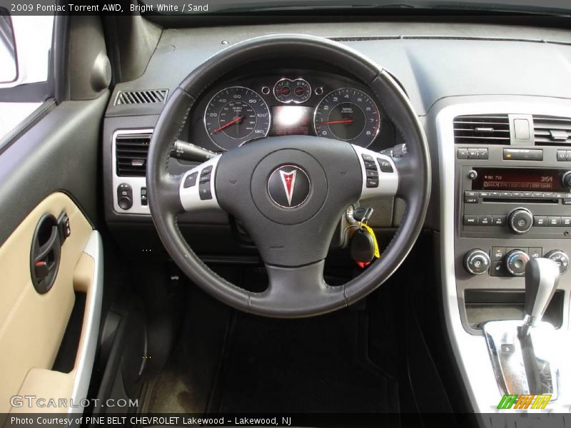 Bright White / Sand 2009 Pontiac Torrent AWD