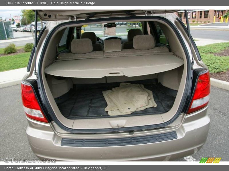 Gold Beige Metallic / Beige 2004 Kia Sorento EX 4WD