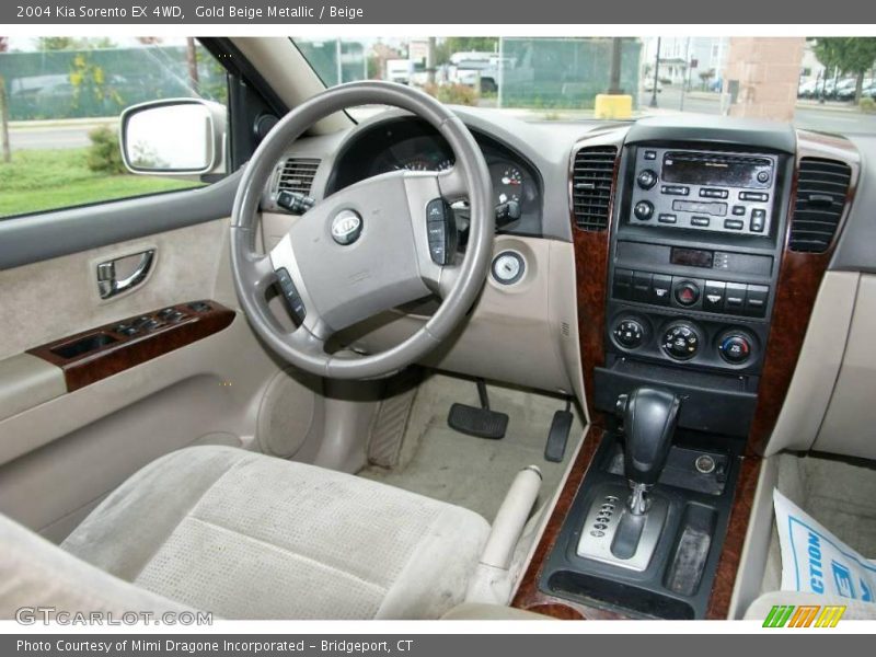 Gold Beige Metallic / Beige 2004 Kia Sorento EX 4WD