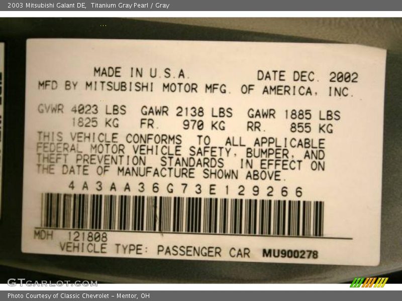 Titanium Gray Pearl / Gray 2003 Mitsubishi Galant DE