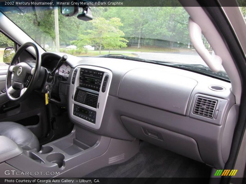Mineral Grey Metallic / Dark Graphite 2002 Mercury Mountaineer