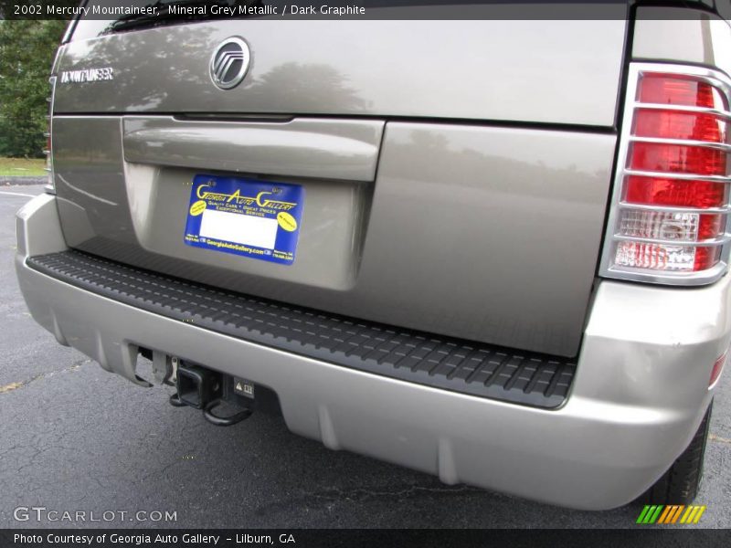 Mineral Grey Metallic / Dark Graphite 2002 Mercury Mountaineer