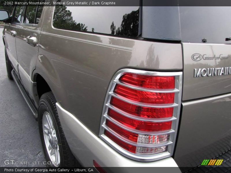Mineral Grey Metallic / Dark Graphite 2002 Mercury Mountaineer