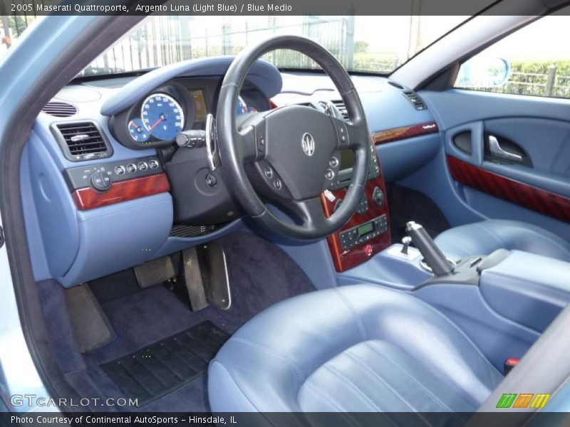 Argento Luna (Light Blue) / Blue Medio 2005 Maserati Quattroporte