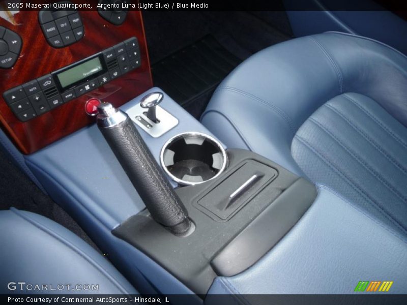 Argento Luna (Light Blue) / Blue Medio 2005 Maserati Quattroporte