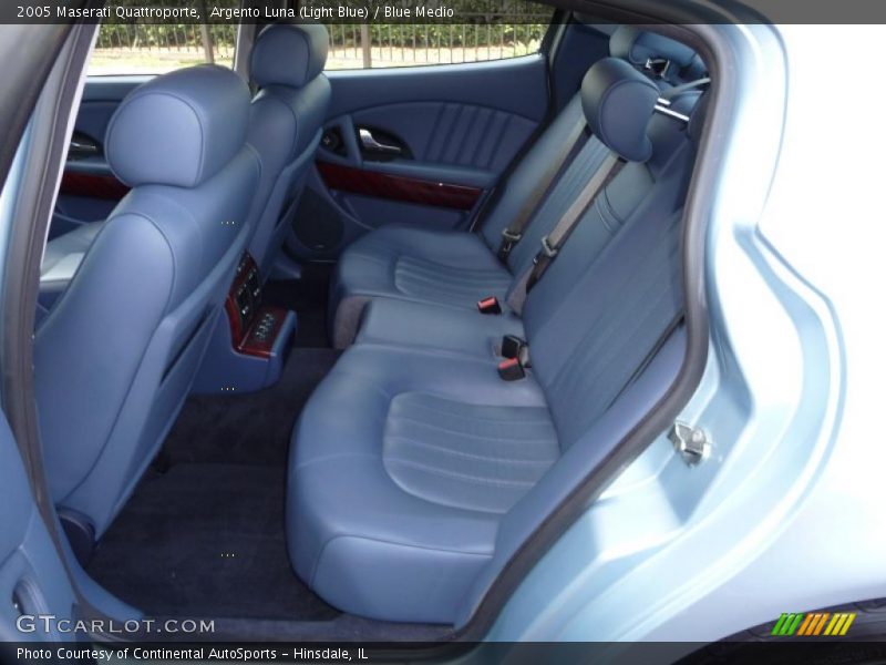 Argento Luna (Light Blue) / Blue Medio 2005 Maserati Quattroporte