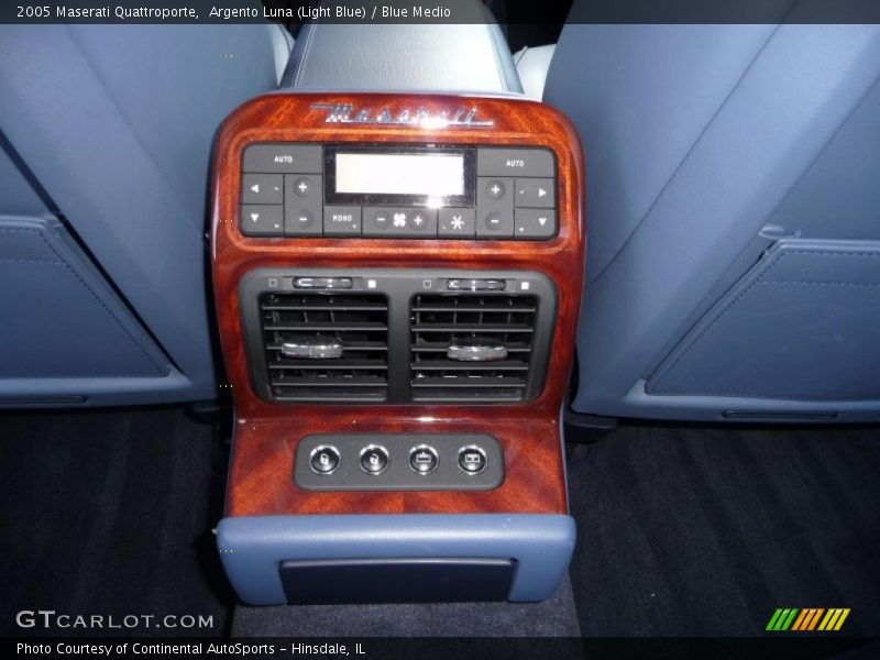 Argento Luna (Light Blue) / Blue Medio 2005 Maserati Quattroporte