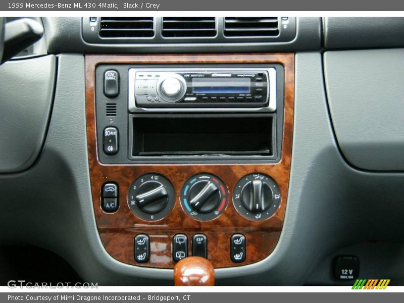Black / Grey 1999 Mercedes-Benz ML 430 4Matic