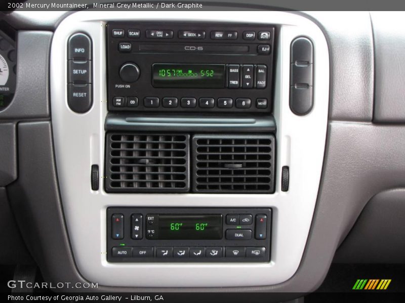 Mineral Grey Metallic / Dark Graphite 2002 Mercury Mountaineer