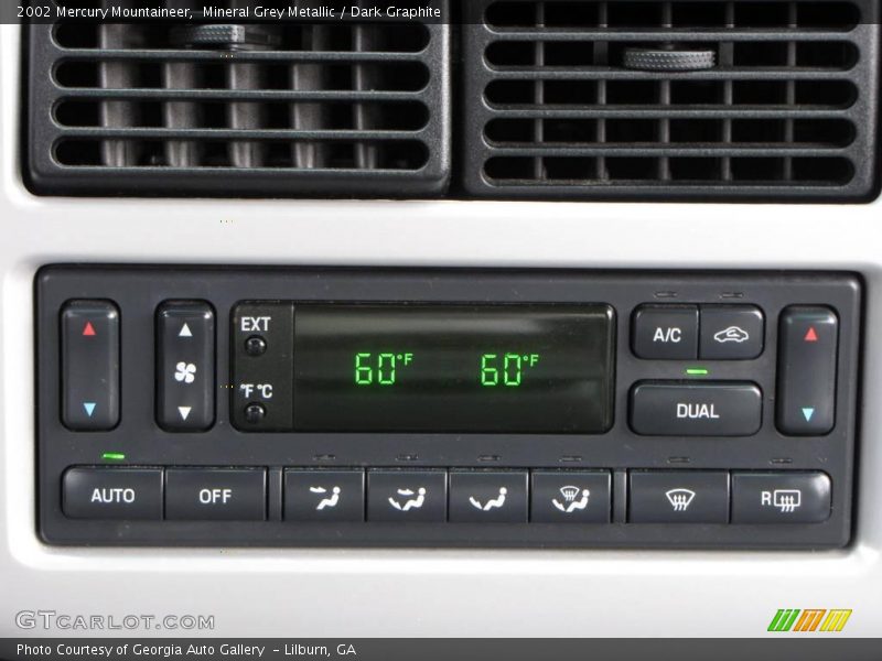 Mineral Grey Metallic / Dark Graphite 2002 Mercury Mountaineer